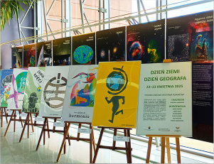 Wystawa plakatów nagrodzonych i wyróżnionych w konkursie graficznym pt. "Moc geografii".